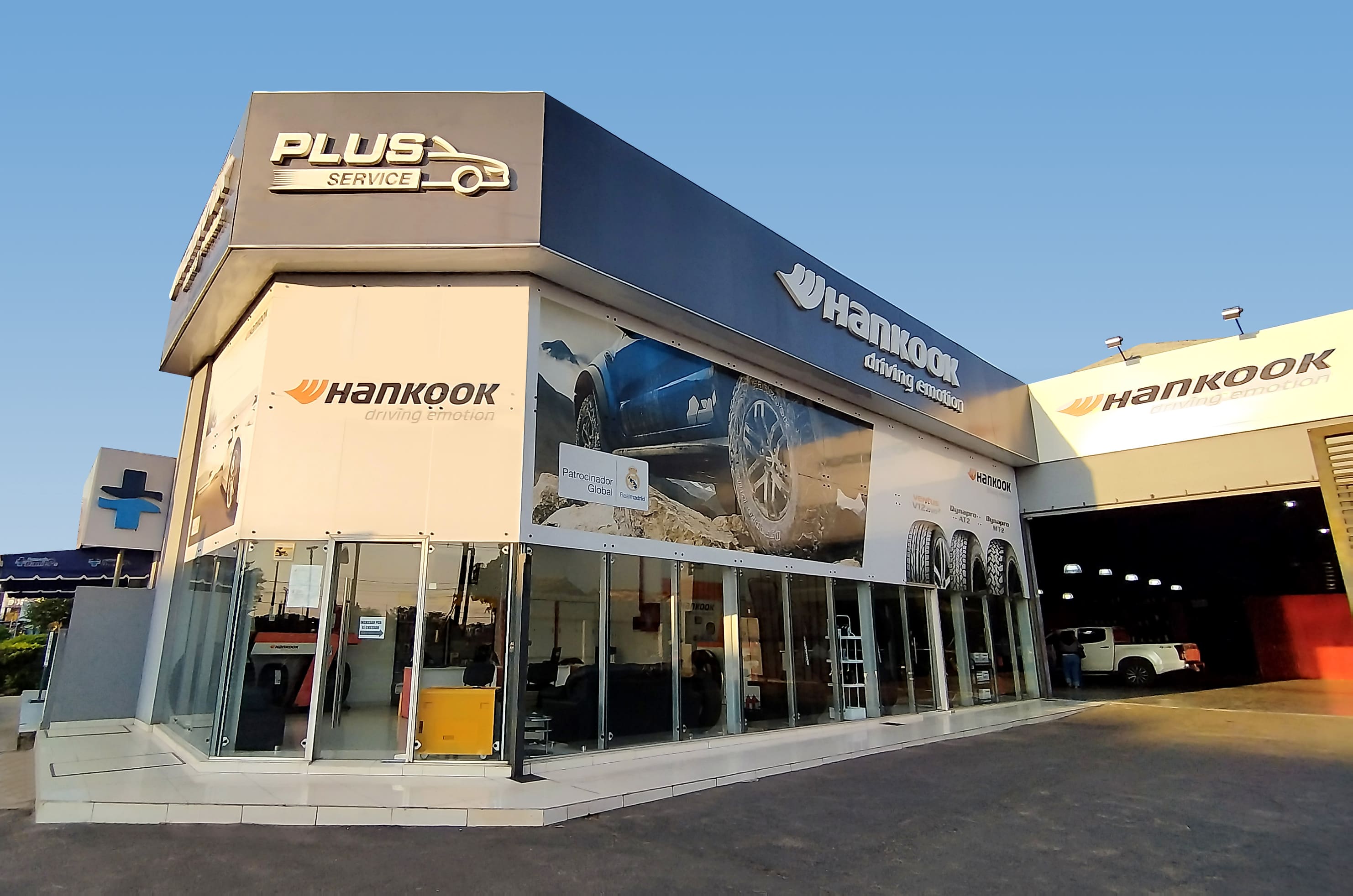 Sucursal Red Hankook / Plus Service